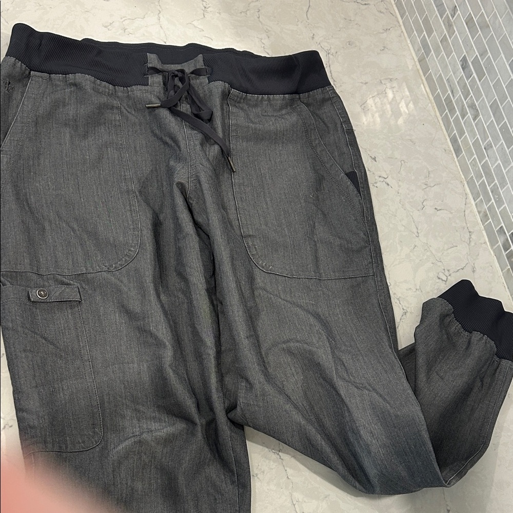Med Couture Men's Charcoal Cargo Pants
